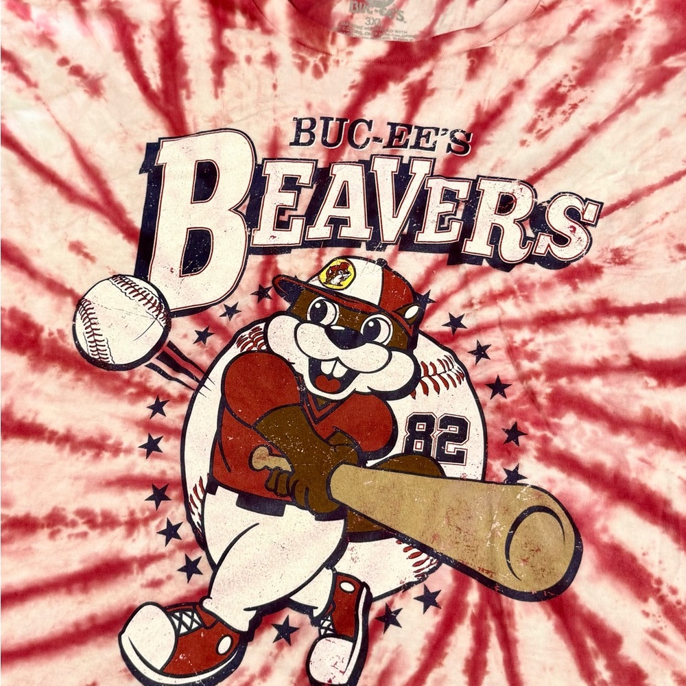 Buc-ee’s: Tie-Dye Beaver Baseball Shirt (Red and White Tie-Dye T-Shirt) 3XL
